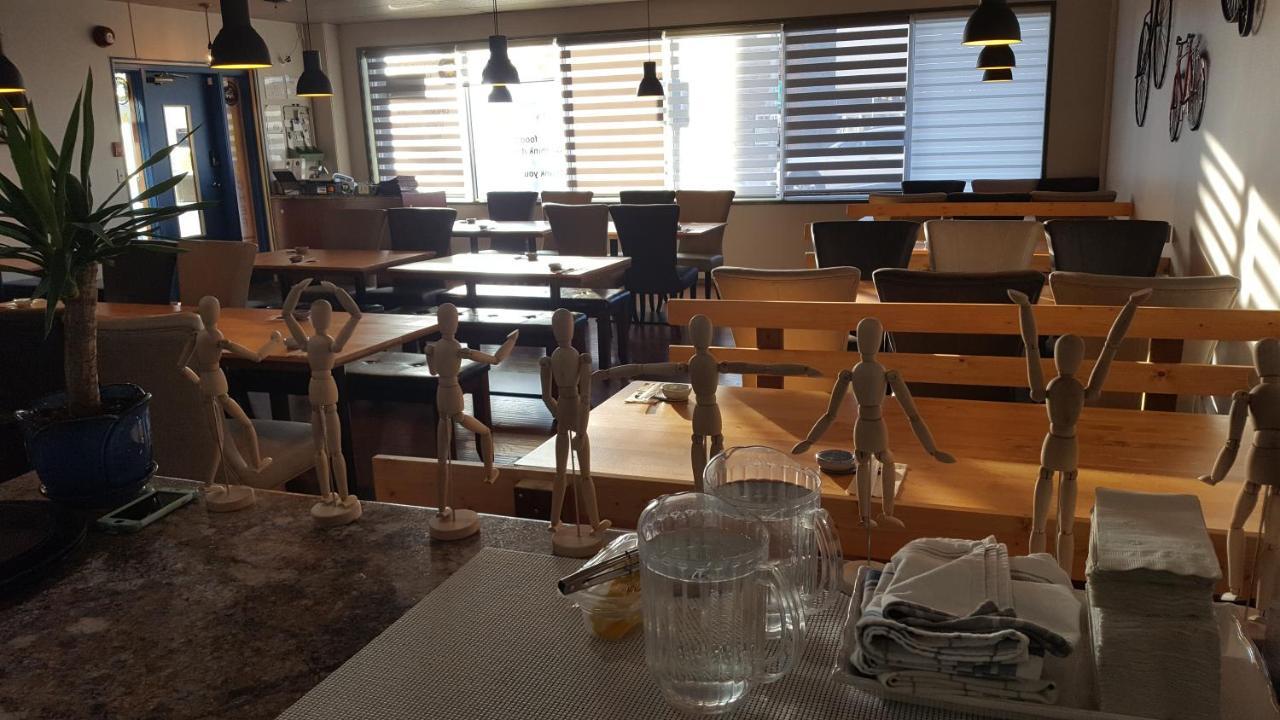 Beaver Hotel North Battleford Extérieur photo